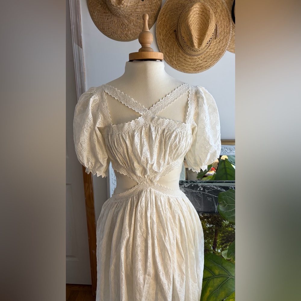 DÔEN Ravenna Dress in Salt - NWT - Size Medium cottagecore spring summer - Picture 10 of 12